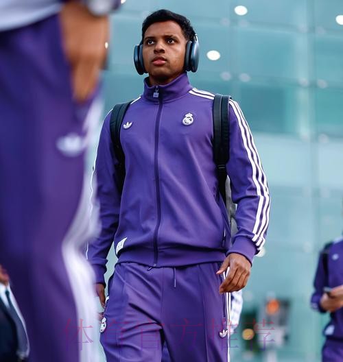 马卡:罗德里戈告诉皇马想留下 球员需要证明自己 马卡:罗德里戈告诉皇马想留下 球员需要证明自己